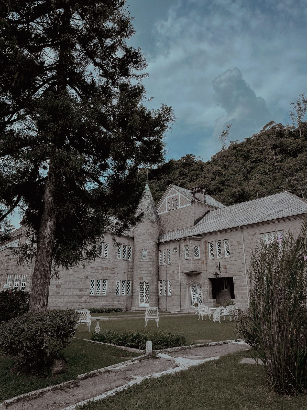Fachada do Castelo ao entardecer